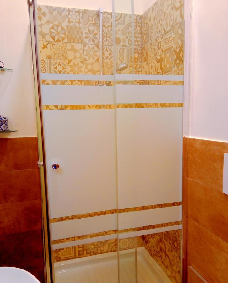 Non Ci Resta Che Napoli Bed & Breakfast Exterior photo