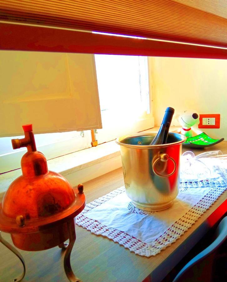 Non Ci Resta Che Napoli Bed & Breakfast Exterior photo