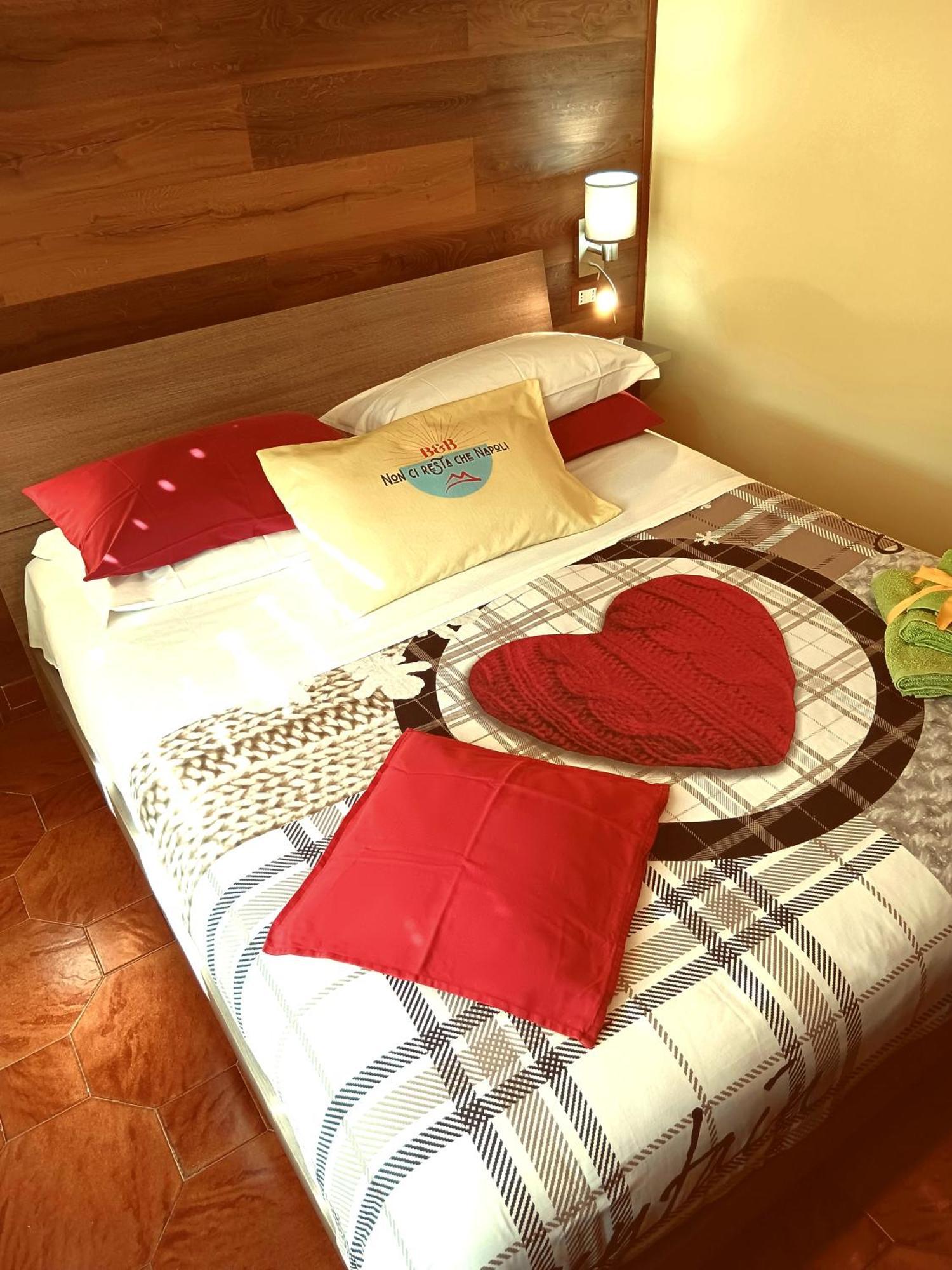 Non Ci Resta Che Napoli Bed & Breakfast Exterior photo
